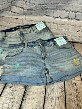 Cat and Jack Target Colorful Stitch Accent Girl’s Denim Light Wash Shorts